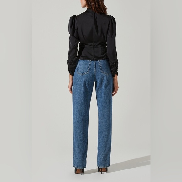 ASTR the Label Black Twist Mock Neck Cutout Peplum Top Size Small NWT - Picture 4 of 14